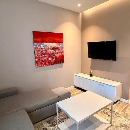 Nest&rest アパート *